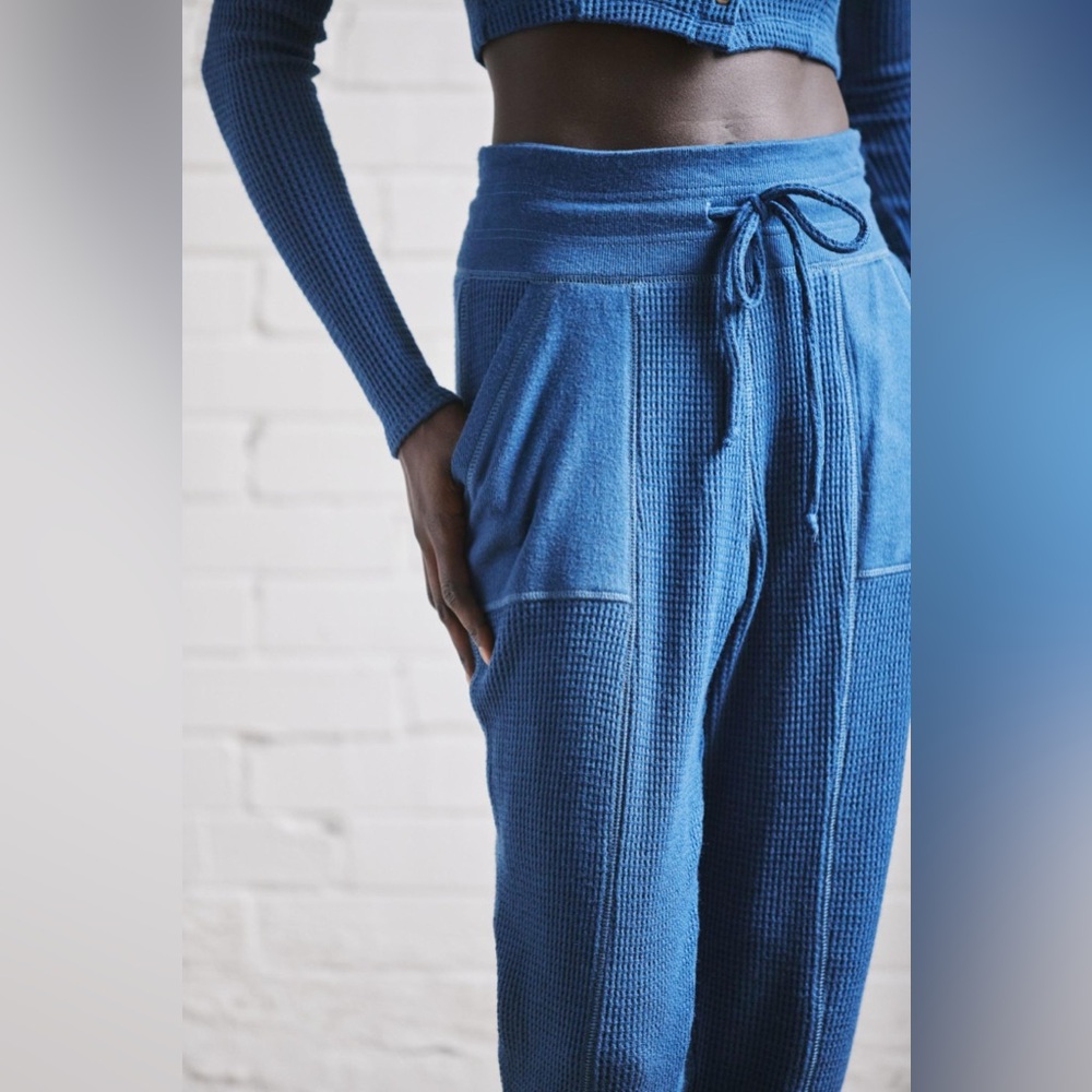 Urban Outfitters Out From Under Blue Thermal Jogger Pant size Small EUC - Picture 2 of 10
